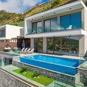 Villa Luxury Bianca By Madeira, Arco da Calheta (Madeira)